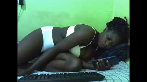 Snapshot of hot_girlly chatting on 10, 10, 2025 hot_girlly online show from 10, 10, 2025