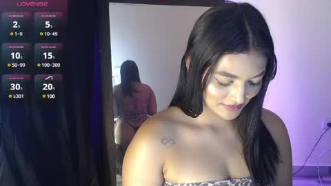 K E N D A L L online show from 17, 1, 2025