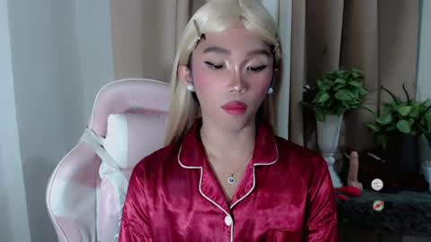 Khianna online show from 27, 5, 2026