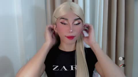 Snapshot of hot_khianna chatting on 27, 6, 2026 Khianna online show from 27, 6, 2026