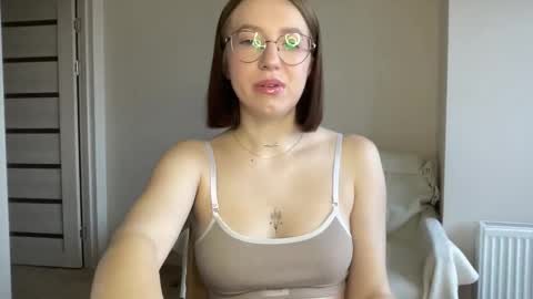Lina online show from 10, 1, 2025