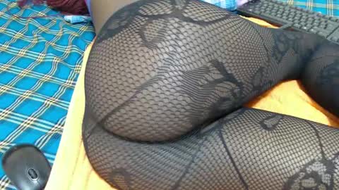 Snapshot of hot_marrie chatting on 10, 12, 2024 Marrie online show from 10, 12, 2024
