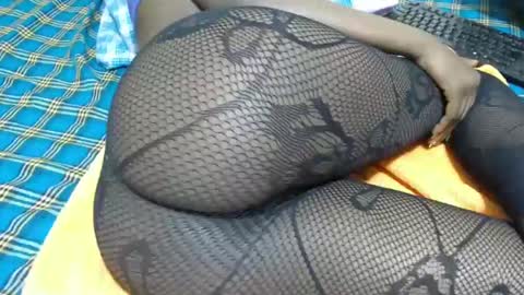 Snapshot of hot_marrie chatting on 10, 12, 2024 Marrie online show from 10, 12, 2024