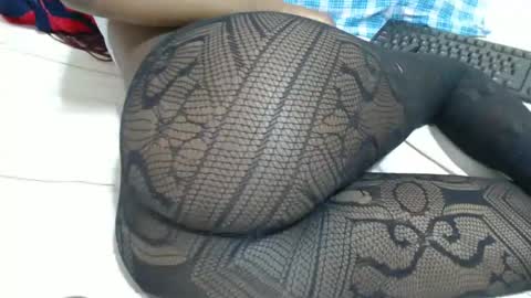 Snapshot of hot_marrie chatting on 13, 12, 2024 Marrie online show from 13, 12, 2024