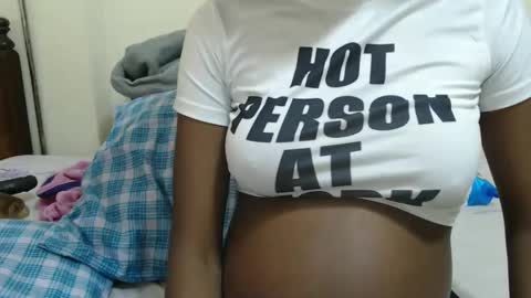 Snapshot of hot_marrie chatting on 14, 1, 2025 Marrie online show from 14, 1, 2025