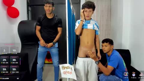 Snapshot of hot_sexmature chatting on 24, 2, 2025 Vanesa Oliver and Andrew online show from 24, 2, 2025