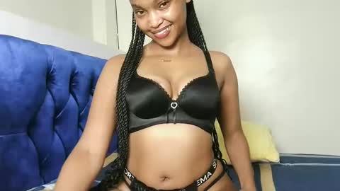 Snapshot of hot_sexy_babe chatting on 22, 5, 2026 Bellah online show from 22, 5, 2026