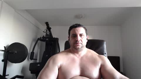 Snapshot of hot_stefano1 chatting on 15, 12, 2024 Stefano.. online show from 15, 12, 2024