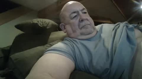 Snapshot of hotandhornyxxx1 chatting on 2, 3, 2025 Hot and Horny online show from 2, 3, 2025