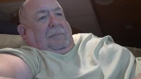 Snapshot of hotandhornyxxx1 chatting on 3, 4, 2026 Hot and Horny online show from 3, 4, 2026