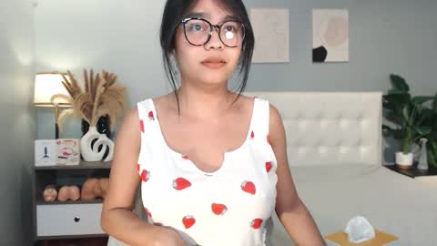 hotasian_gabby69 online show from 20, 12, 2025