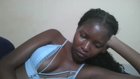 Snapshot of hotbabbee chatting on 20, 5, 2026 love online show from 20, 5, 2026