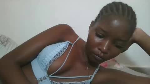 Snapshot of hotbabbee chatting on 8, 6, 2026 love online show from 8, 6, 2026