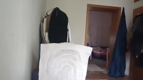 Betty Bellucci online show from 1, 11, 2025