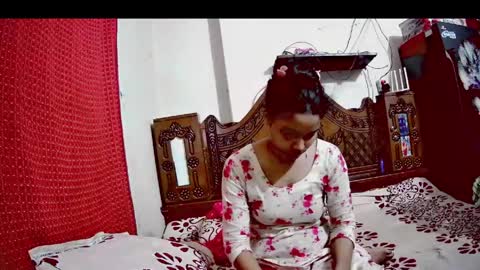 Hotcapolx online show from 28, 4, 2026