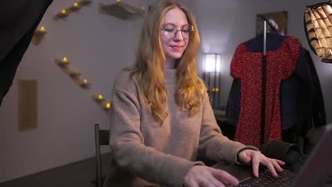 NICK AND NORA online show from 24, 1, 2025