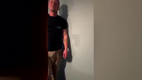 Snapshot of hotdadforyou chatting on 2, 2, 2026 hotdadforyou online show from 2, 2, 2026