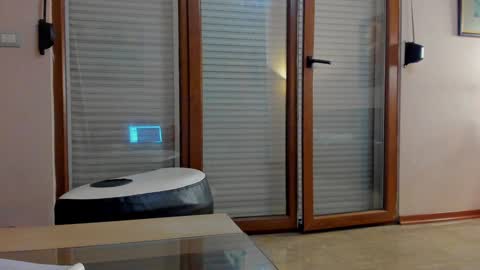 Snapshot of hotel77777 chatting on 30, 9, 2025 Erika online show from 30, 9, 2025