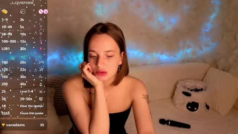 Snapshot of hotflexvi chatting on 4, 10, 2025 Viki online show from 4, 10, 2025