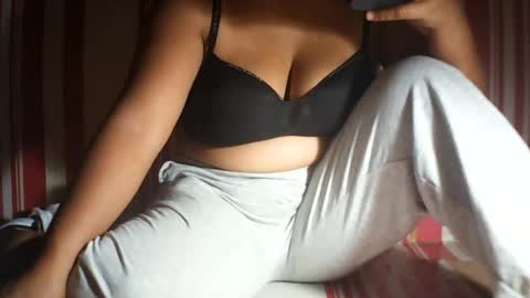 Snapshot of hotflowerclit chatting on 17, 6, 2026 hotflowerclit online show from 17, 6, 2026