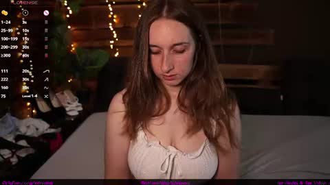 Snapshot of hotfrecklesgirl chatting on 19, 6, 2026 hotfrecklesgirl online show from 19, 6, 2026