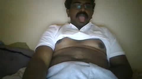 hotgluteus4321 online show from 28, 11, 2025