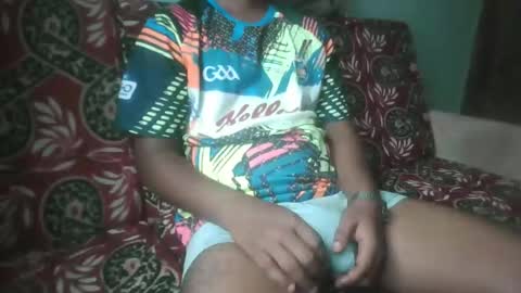 hotguyy001 online show from 7, 3, 2026