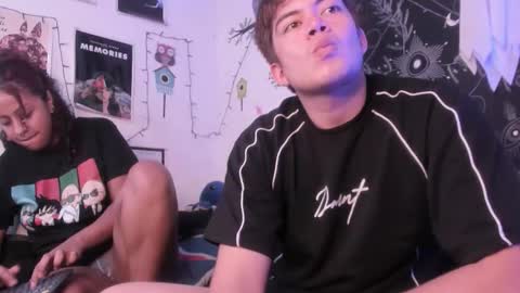 Sam and Nico online show from 26, 10, 2025