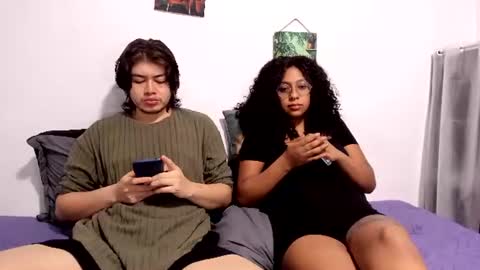 Snapshot of hothoneychile chatting on 9, 7, 2026 Sam and Nico online show from 9, 7, 2026