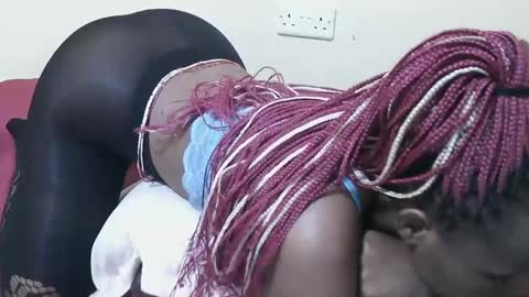 Snapshot of hothurley chatting on 6, 2, 2025 Hurley online show from 6, 2, 2025