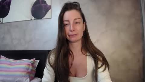 Lia   online show from 5, 3, 2026