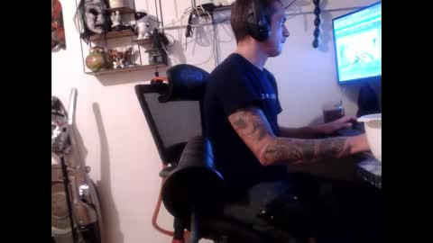 Snapshot of hotkinkytat chatting on 10, 3, 2025 hotkinkytat online show from 10, 3, 2025