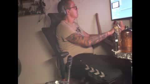 hotkinkytat online show from 1, 4, 2026