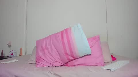 Snapshot of hotkrystel chatting on 12, 12, 2024 Krystel online show from 12, 12, 2024