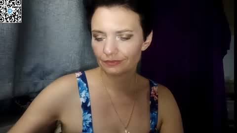 hotmamaqueen234 online show from 22, 6, 2026