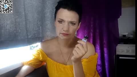 hotmamaqueen234 online show from 26, 6, 2026