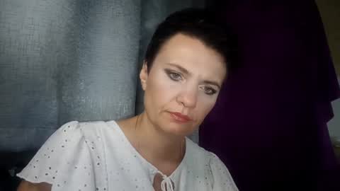 hotmamaqueen234 online show from 24, 7, 2026