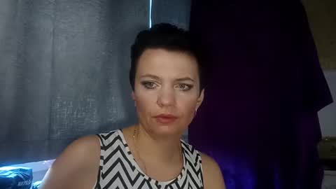hotmamaqueen234 online show from 31, 7, 2026