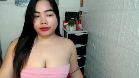 IM SOFIE FROM PHILIPPINES online show from 15, 9, 2025