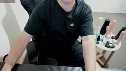 Cum and play X online show from 12, 6, 2026