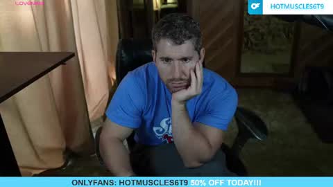 Snapshot of hotmuscles6t9 chatting on 11, 7, 2026 hotmuscles6t9 online show from 11, 7, 2026