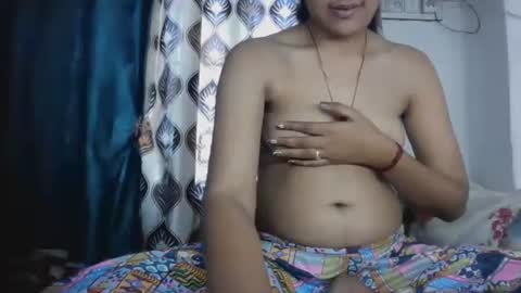 Snapshot of hotnsweetindian chatting on 14, 2, 2026 lola online show from 14, 2, 2026