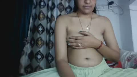 Snapshot of hotnsweetindian chatting on 12, 3, 2026 lola online show from 12, 3, 2026