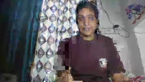 Snapshot of hotnsweetindian chatting on 23, 3, 2026 lola online show from 23, 3, 2026