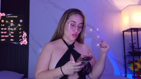 Sussy Bloom  online show from 23, 7, 2026