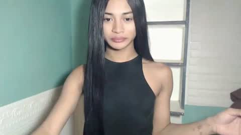 Snapshot of hotsexyaveryxx chatting on 22, 10, 2025 Suzete online show from 22, 10, 2025