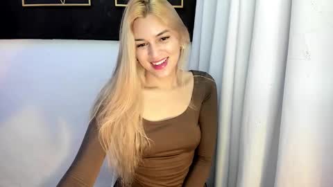 STELLA online show from 13, 10, 2025