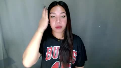 Snapshot of hott_cumforyou chatting on 15, 4, 2026 jelaigrande online show from 15, 4, 2026