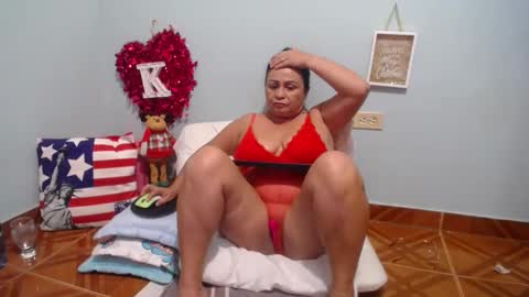 Snapshot of hottasttywoman chatting on 31, 12, 2024 victorya karolyna online show from 31, 12, 2024