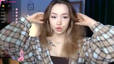 Snapshot of hottease_pvt chatting on 17, 12, 2024 hello Im Eva online show from 17, 12, 2024